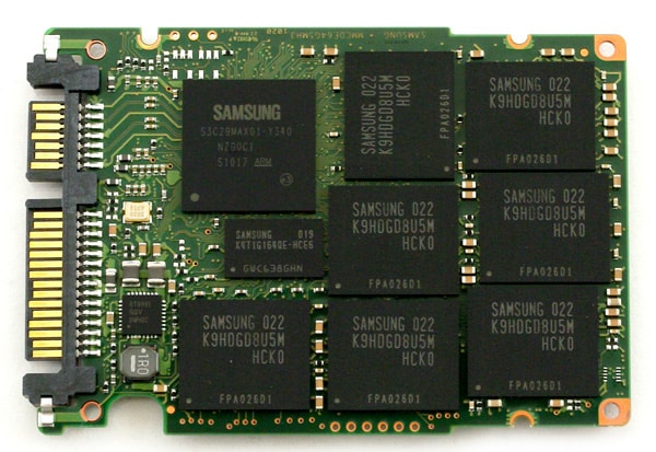 Samsung 470 Series SSD pcb top