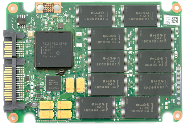 Intel SSD 320 pcb top