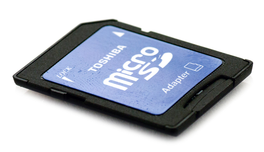 Toshiba Carte mémoire Micro SD 32 Go M203 SDHC UHS 1 U1 Classe 10 avec –