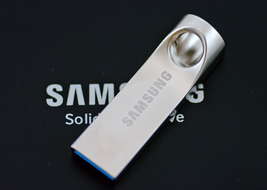 Samsung Bar USB  Drive Review (MUF-64BA) 