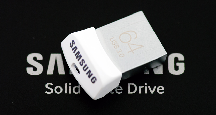Ejercicio mañanero Cinco reunirse Samsung USB 3.0 FIT Drive Review - StorageReview.com