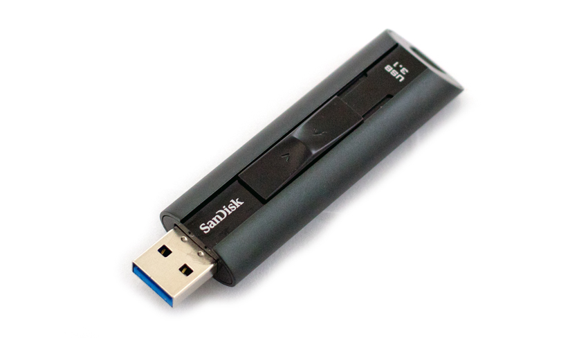 angle origin seller SanDisk Extreme Pro USB 3.1 Flash Drive Review (256GB) - StorageReview.com