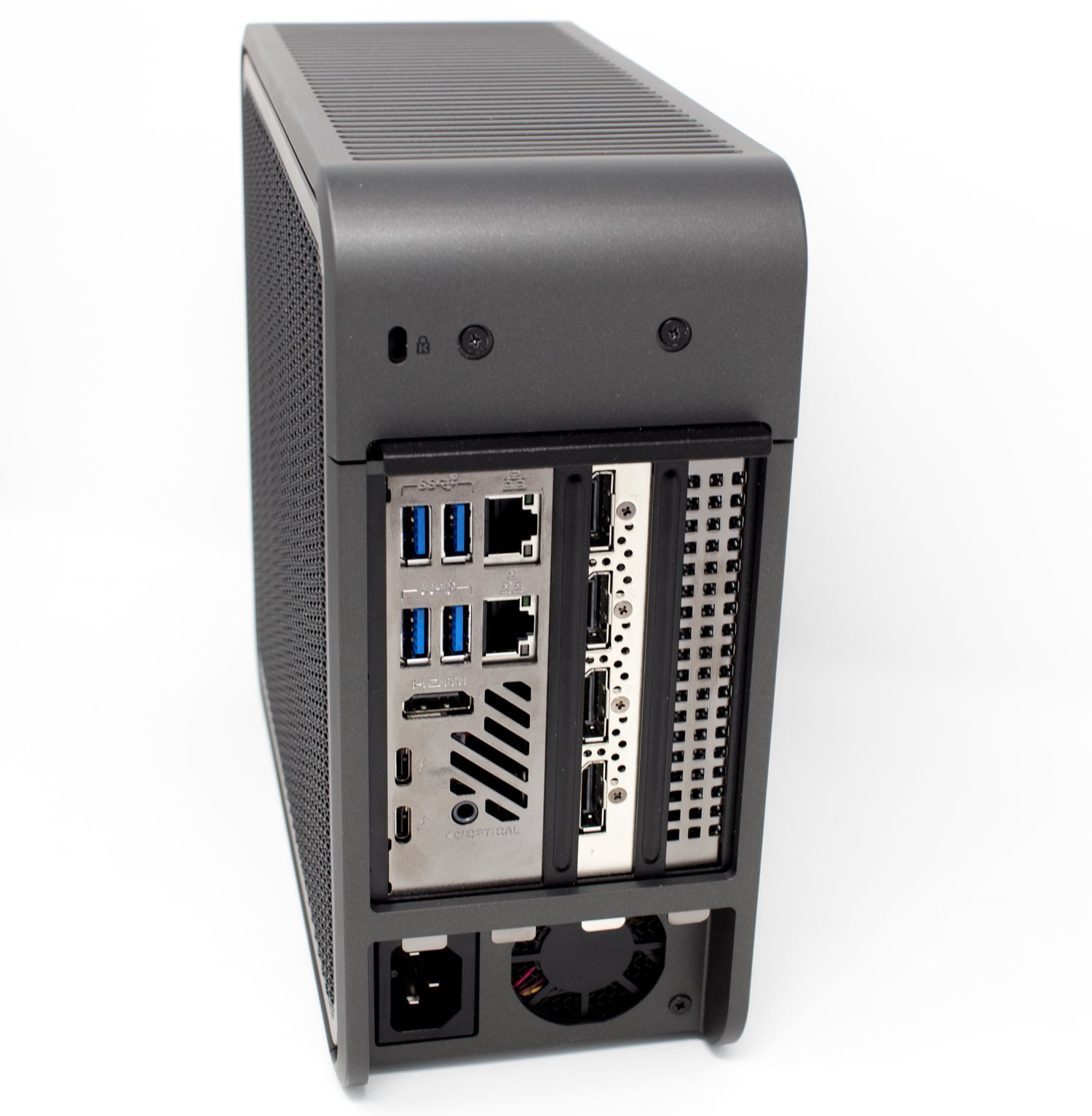 Intel NUC Pro 9 ports