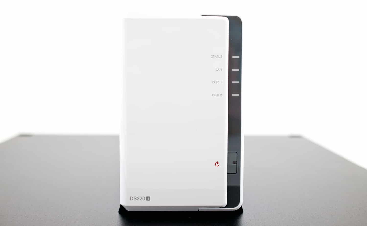 Synology DiskStation DS220j front