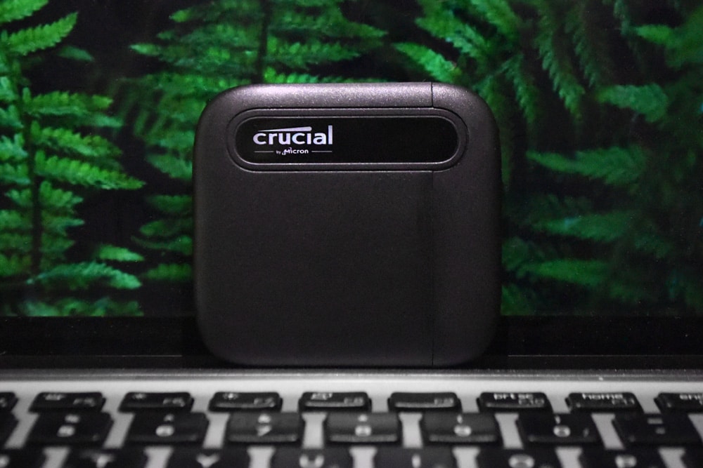 Crucial Portable SSD X6 and X8 2TB Review: QLC for Storage On-the-Go