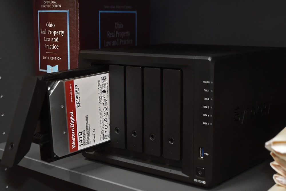 Synology DS1520 Plus Lifestyle 2