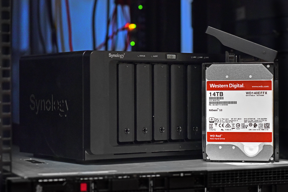 Synology ds1621 with drive