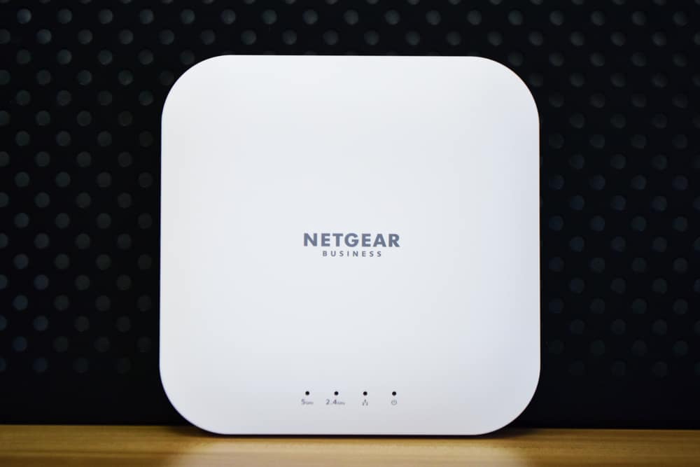 Netgear WAX214 front