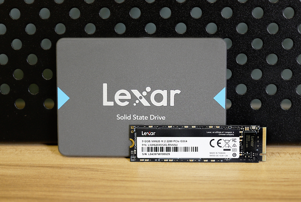 LNM620X001T-RNNNG SSD Interno 1TB Lexar NM620 M.2 2280 PCIe Gen3x4 NVMe para Jugadores y Entusiastas de PC hasta 3300 MB/s de Lectura 