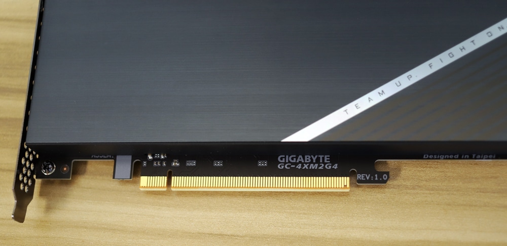 Gigabyte aorus AIC adaptor model