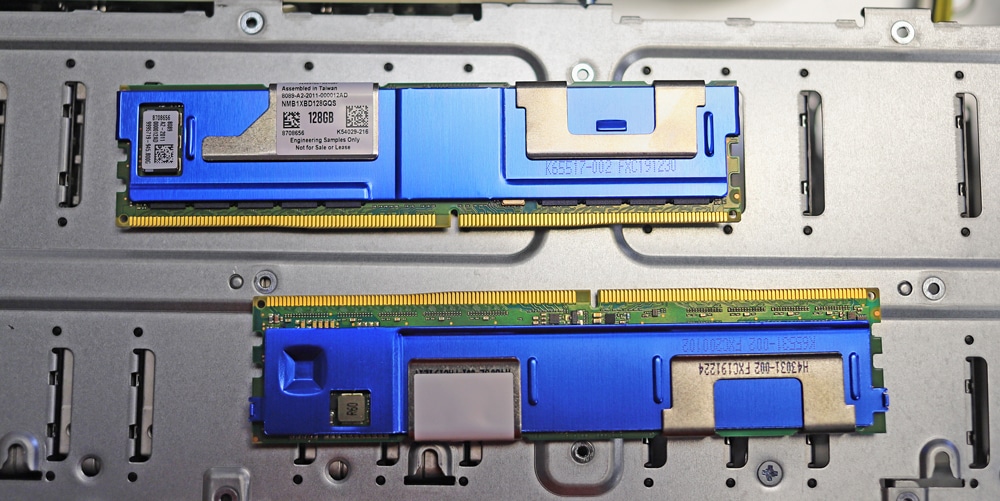 Intel Optane PMem 128GB side view