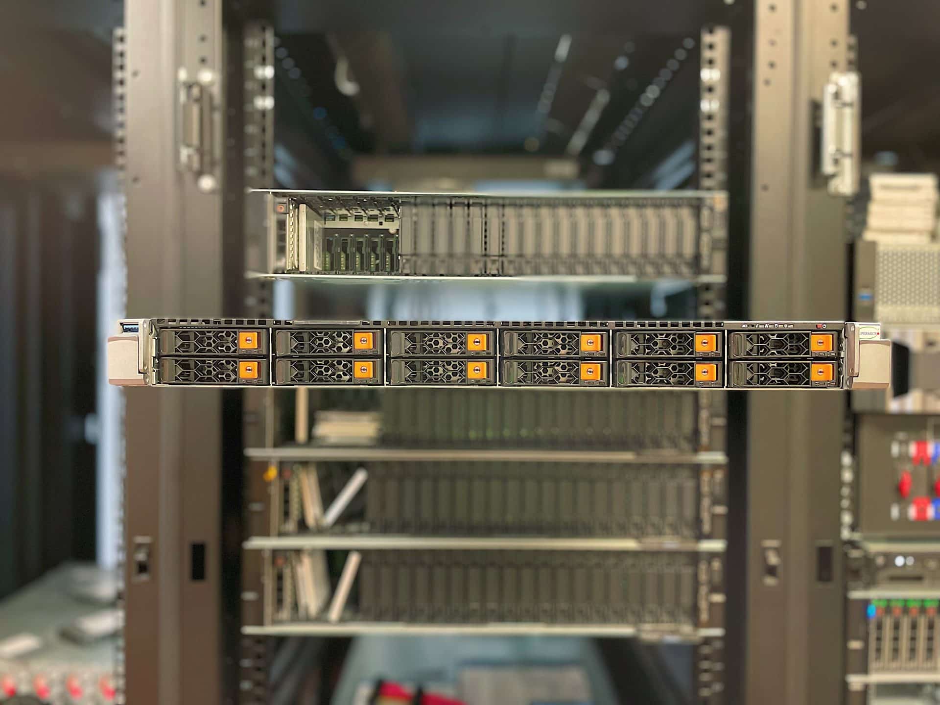 Supermicro 1124US