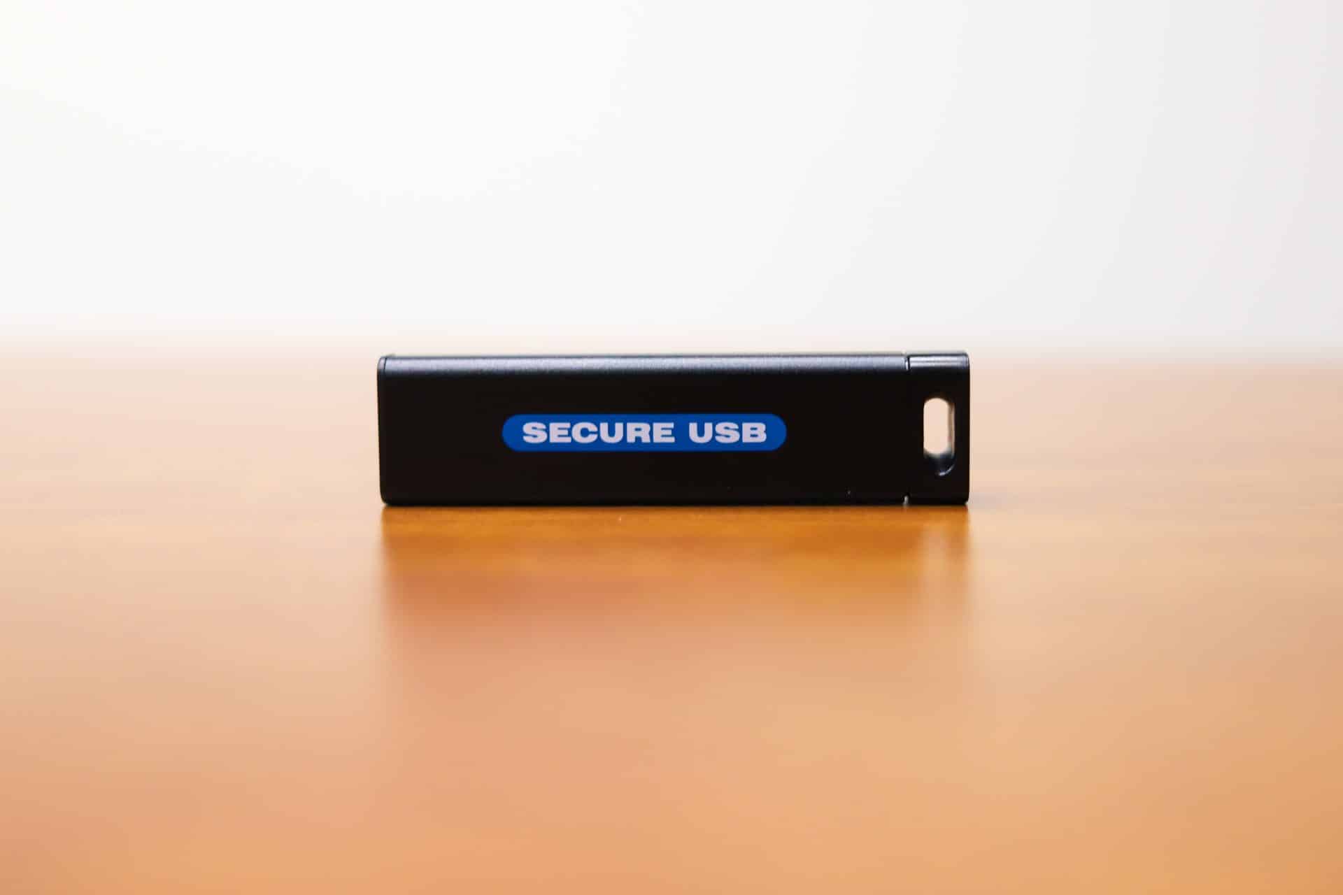 SecureData SecureUSB KB