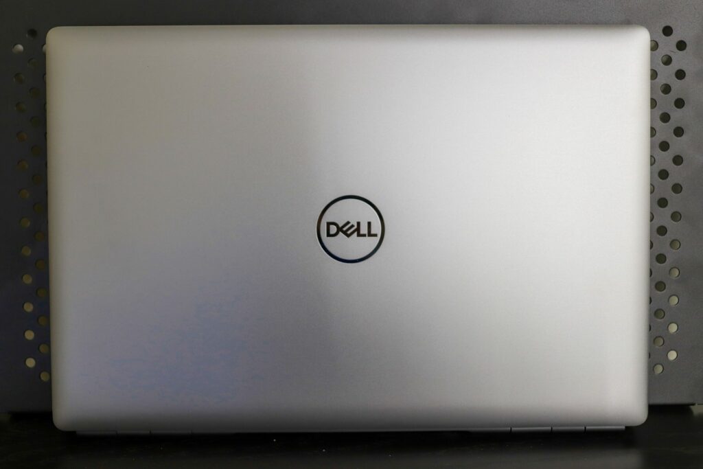 Dell Precision 7560 Lid