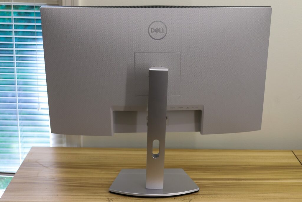 Dell S2722QC 27 インチ 4K モニターのレビュー - StorageReview.com