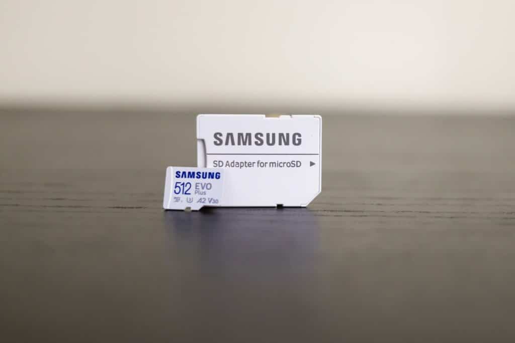 Samsung 512 GB EVO Plus microSDXC Class 10 / UHS-1 Flash Memory