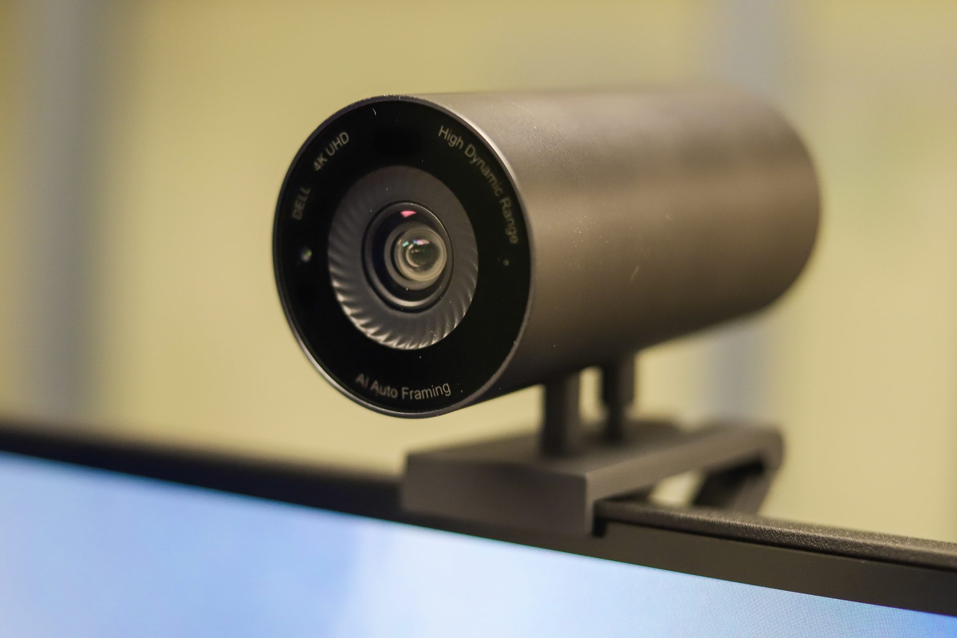 Dell UltraSharp Webcam angle view