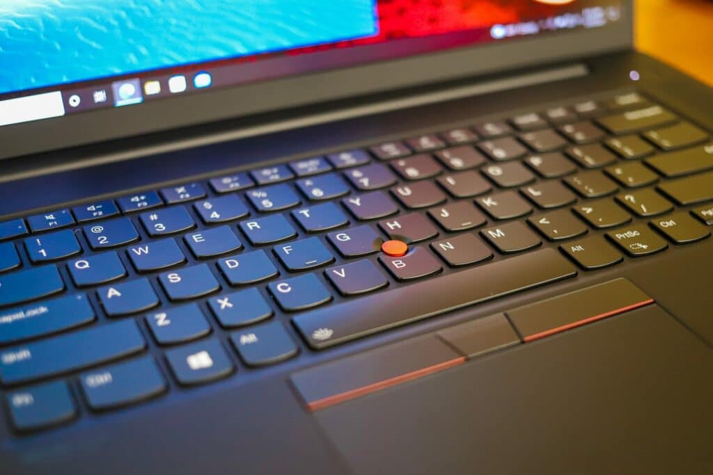 Lenovo ThinkPad X1 Extreme G4 - Keyboard