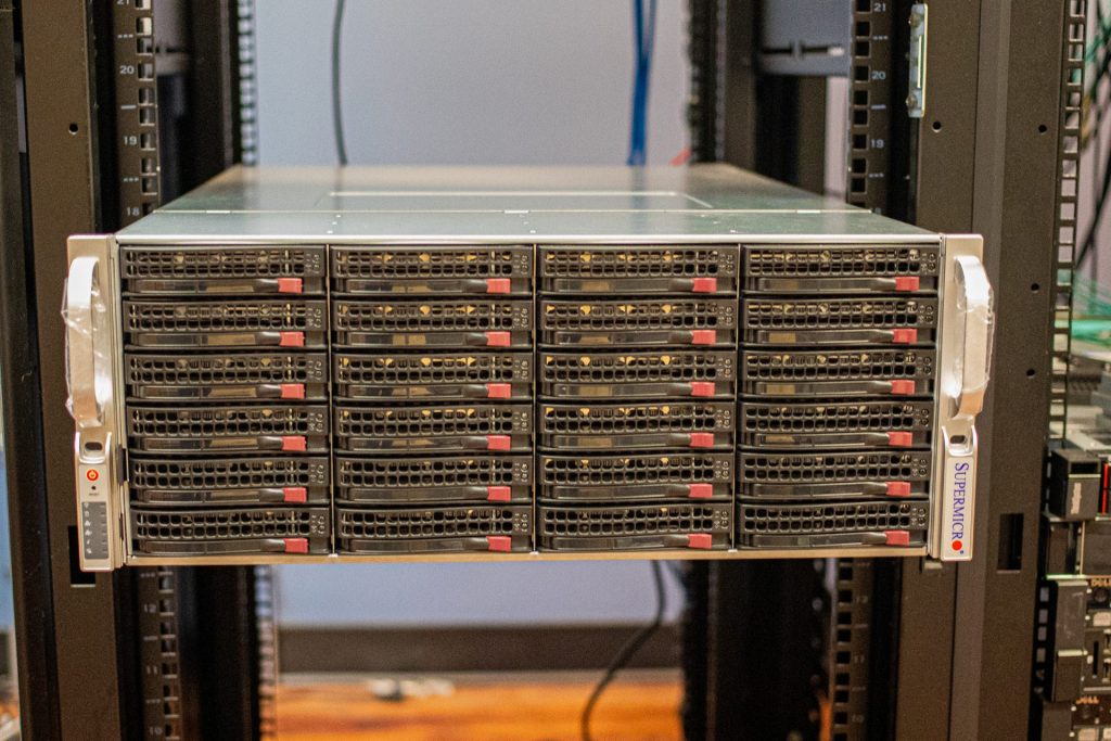 supermicro storage superserver front