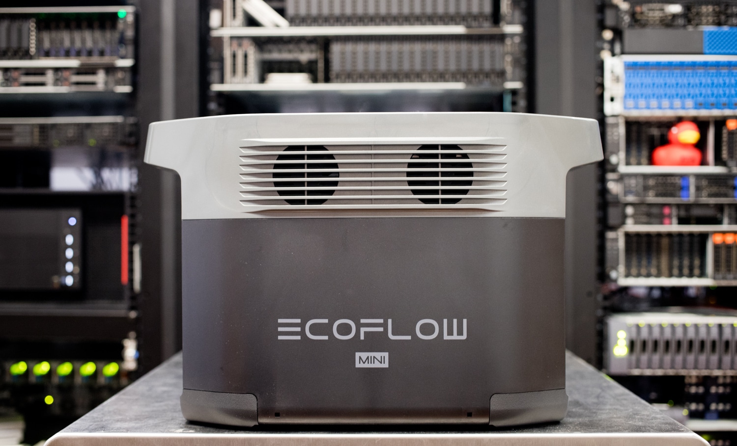 EcoFlow DELTA mini side