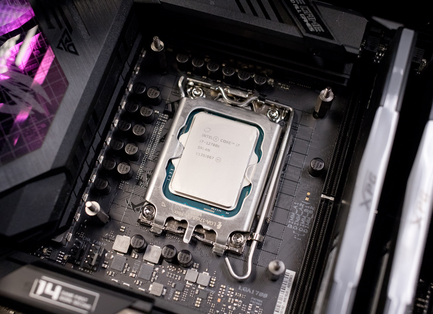 Regeneratief Pionier Met name Intel Core i7-12700K + XPG Build Review - StorageReview.com