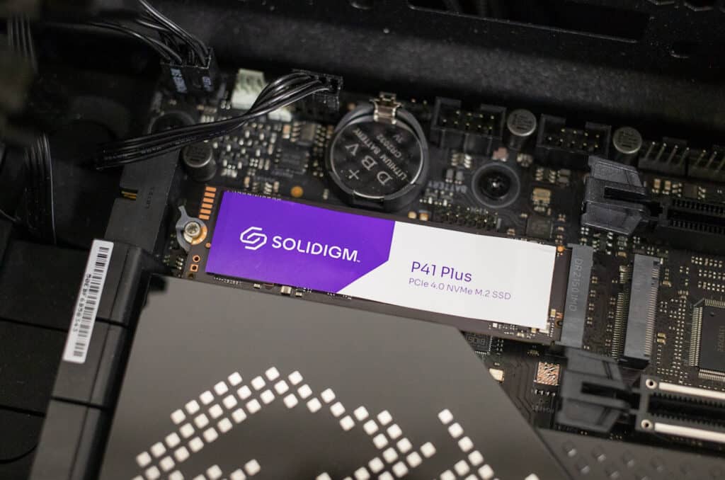 Solidigm P41 Plus SSD 评测- StorageReview.com