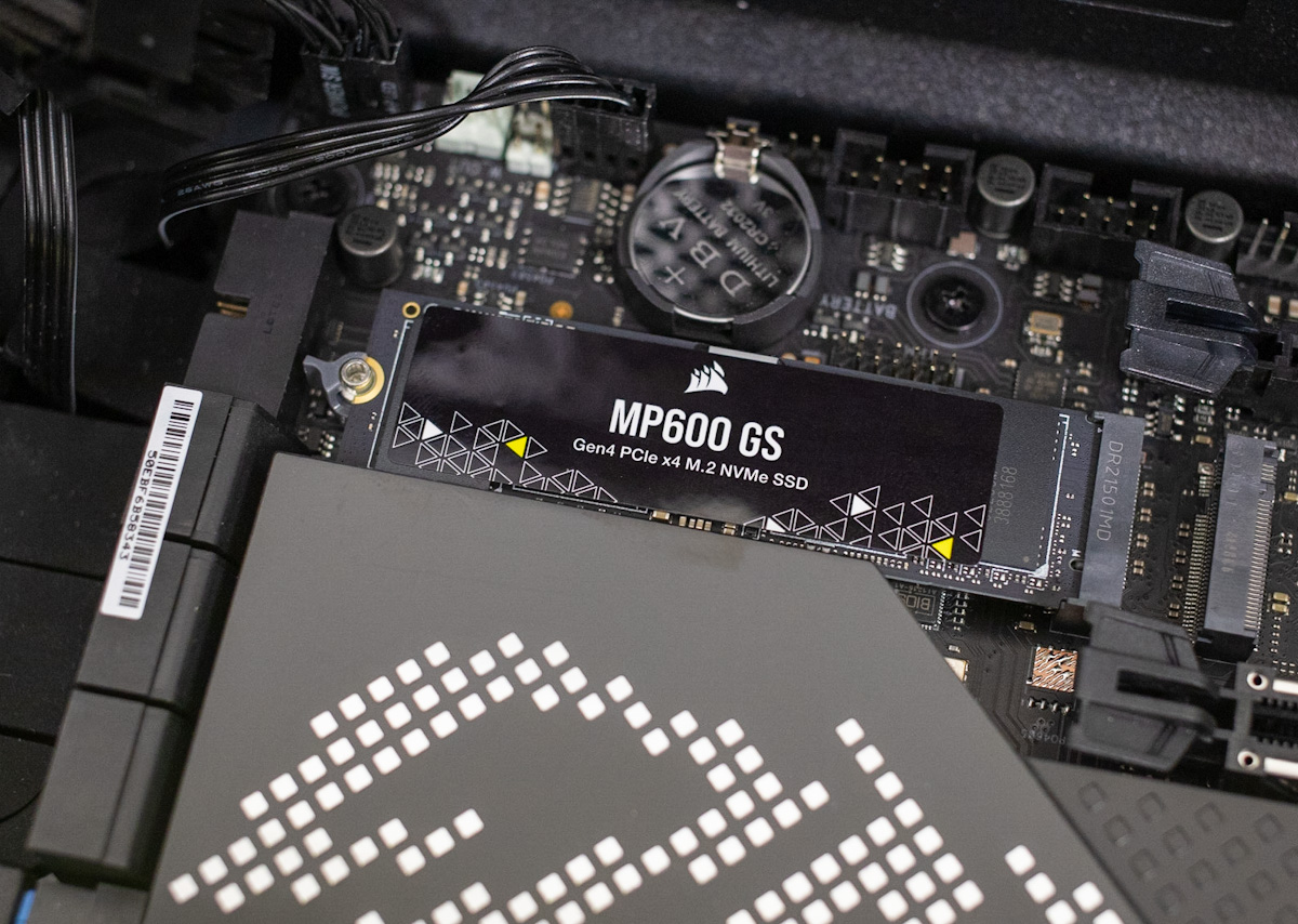 MP600 GS SSD StorageReview.com