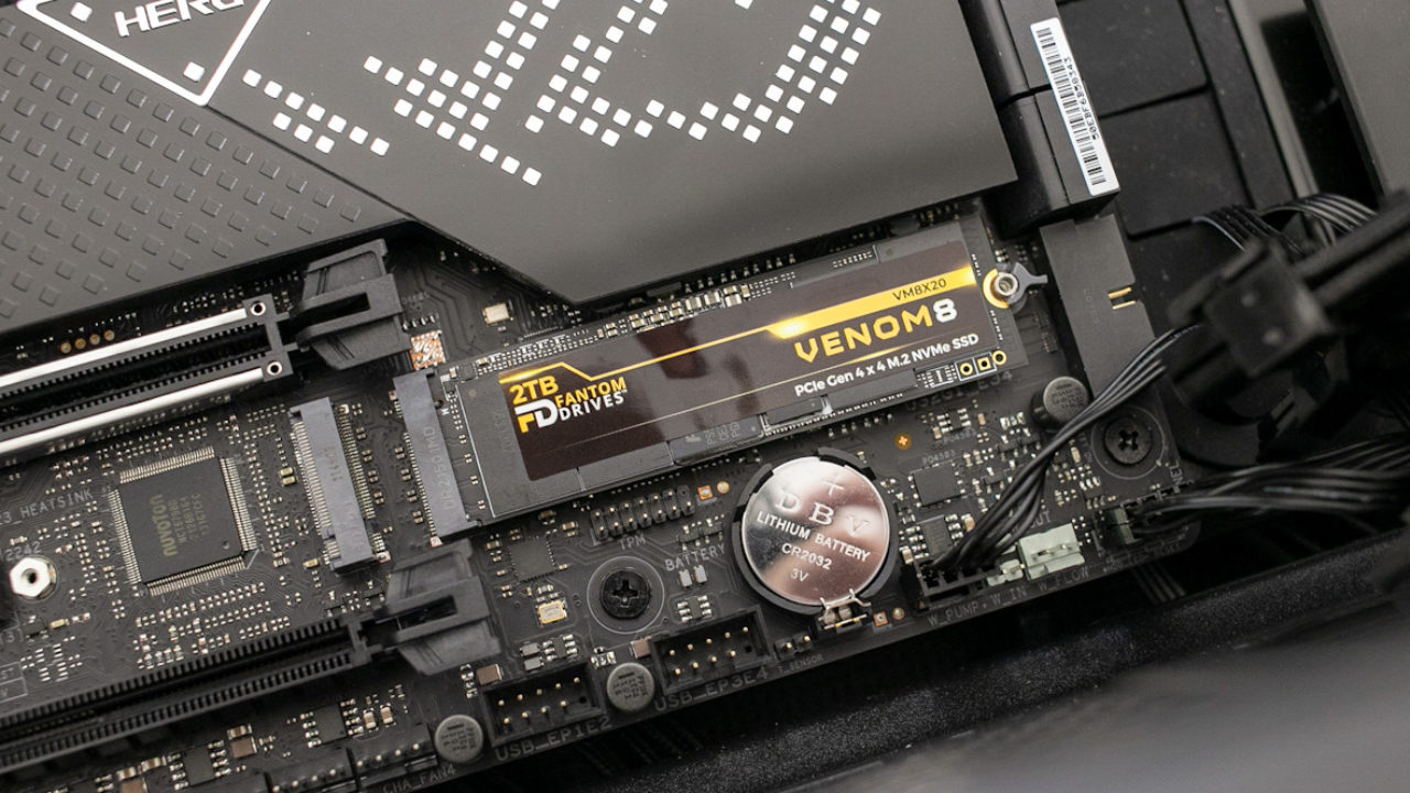 Fantom VENOM8 PCIe Gen4 SSD 评测- StorageReview.com