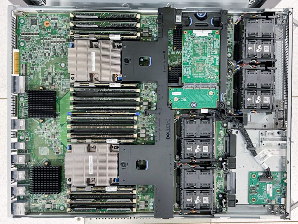 Dell PowerMax internals