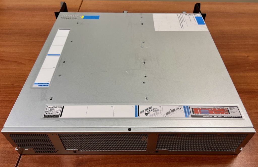 dell PowerEdge XR8000 rear chassis