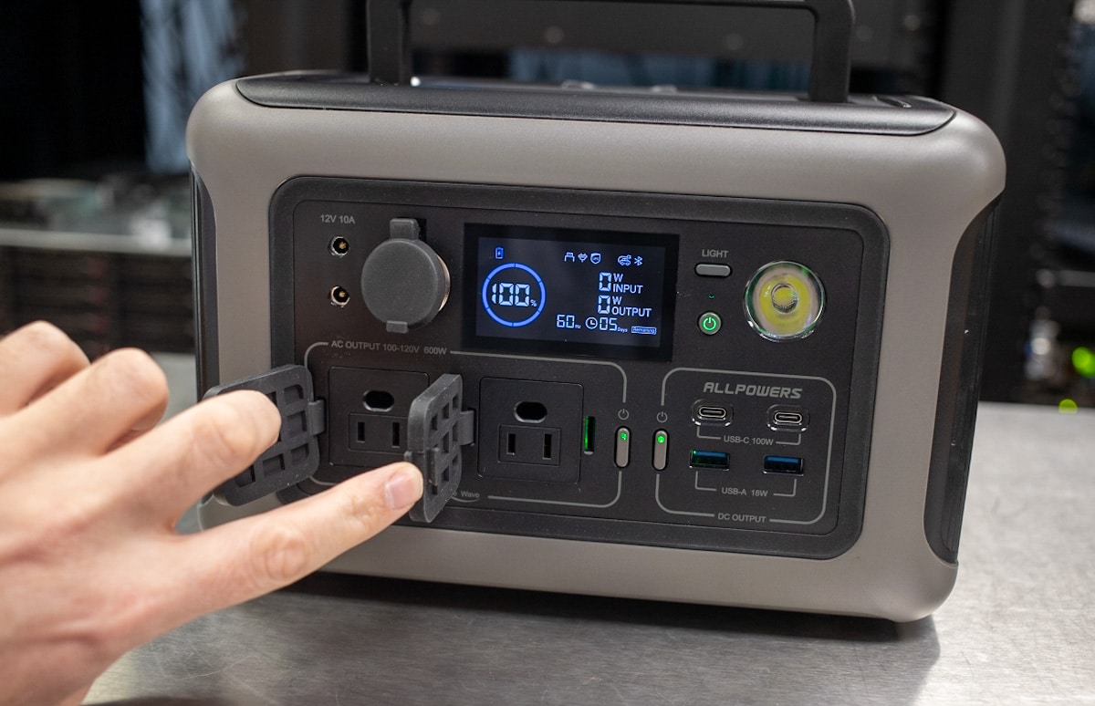thumbnail image 2 of ALLPOWERS 299Wh 600W LiFePO4 Portable Power Station – Refurbished, Solar Generator 2 of 5