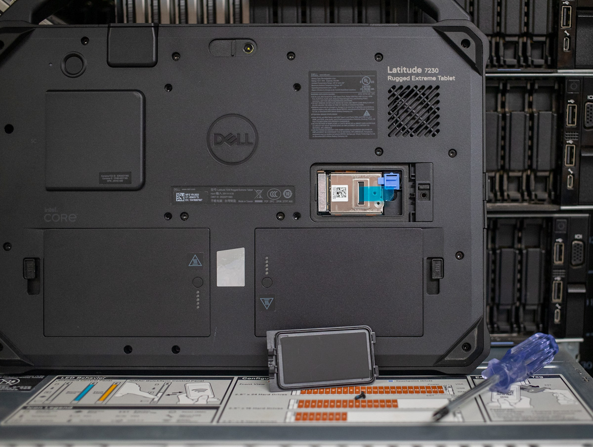 Dell Latitude 7230 Rugged Extreme Tablet SSD Port