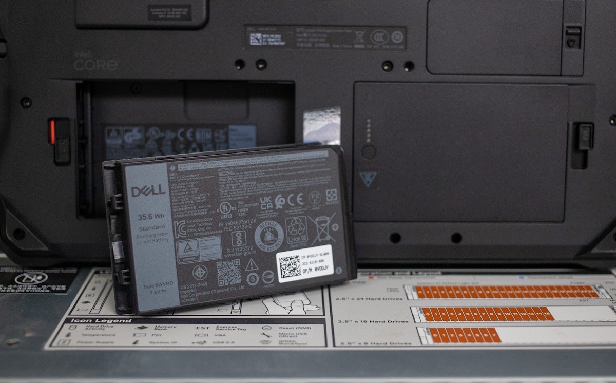 Dell Latitude 7230 Rugged Extreme Tablet battery