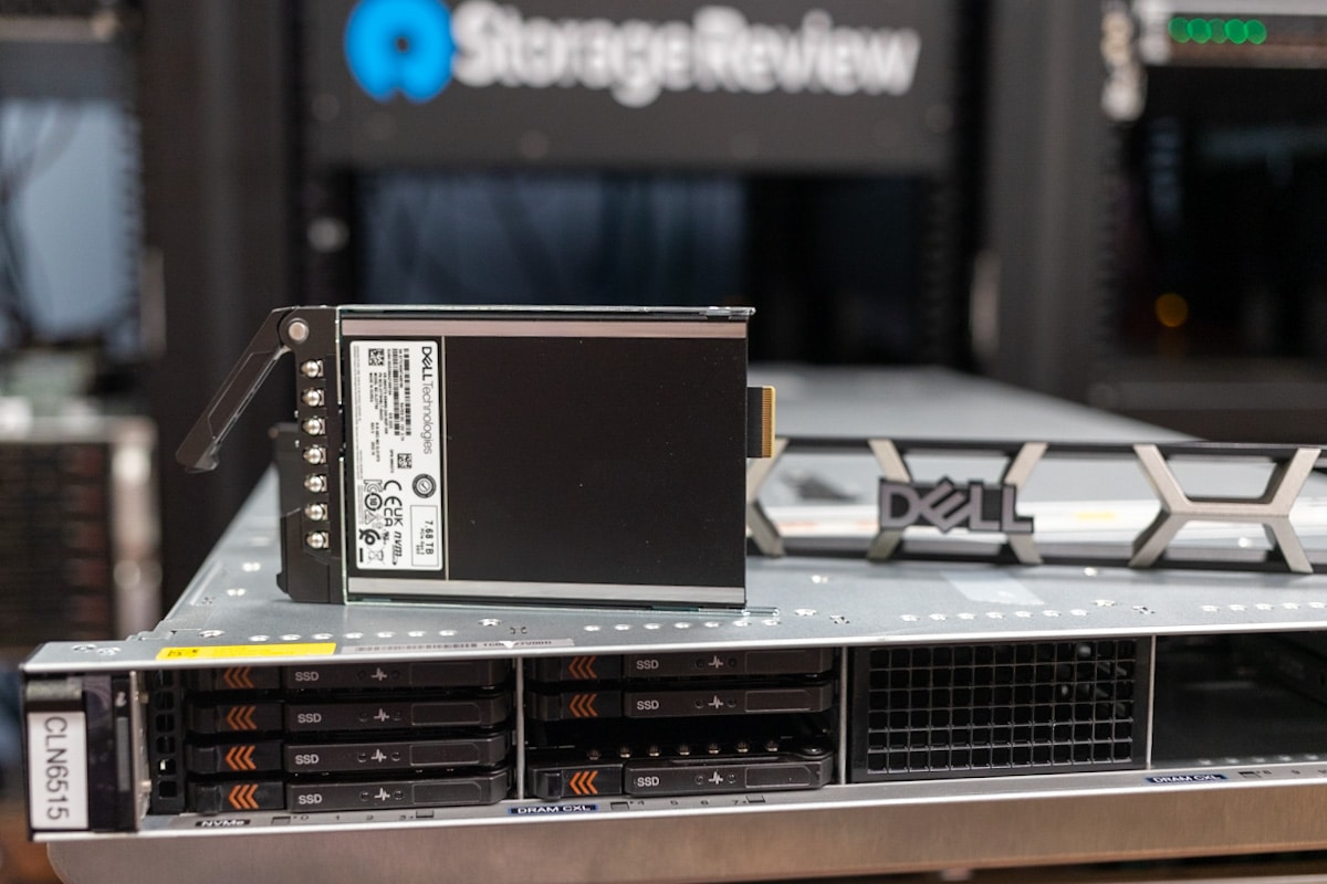 Dell PowerEdge R660 E3.S Samsung PM1743