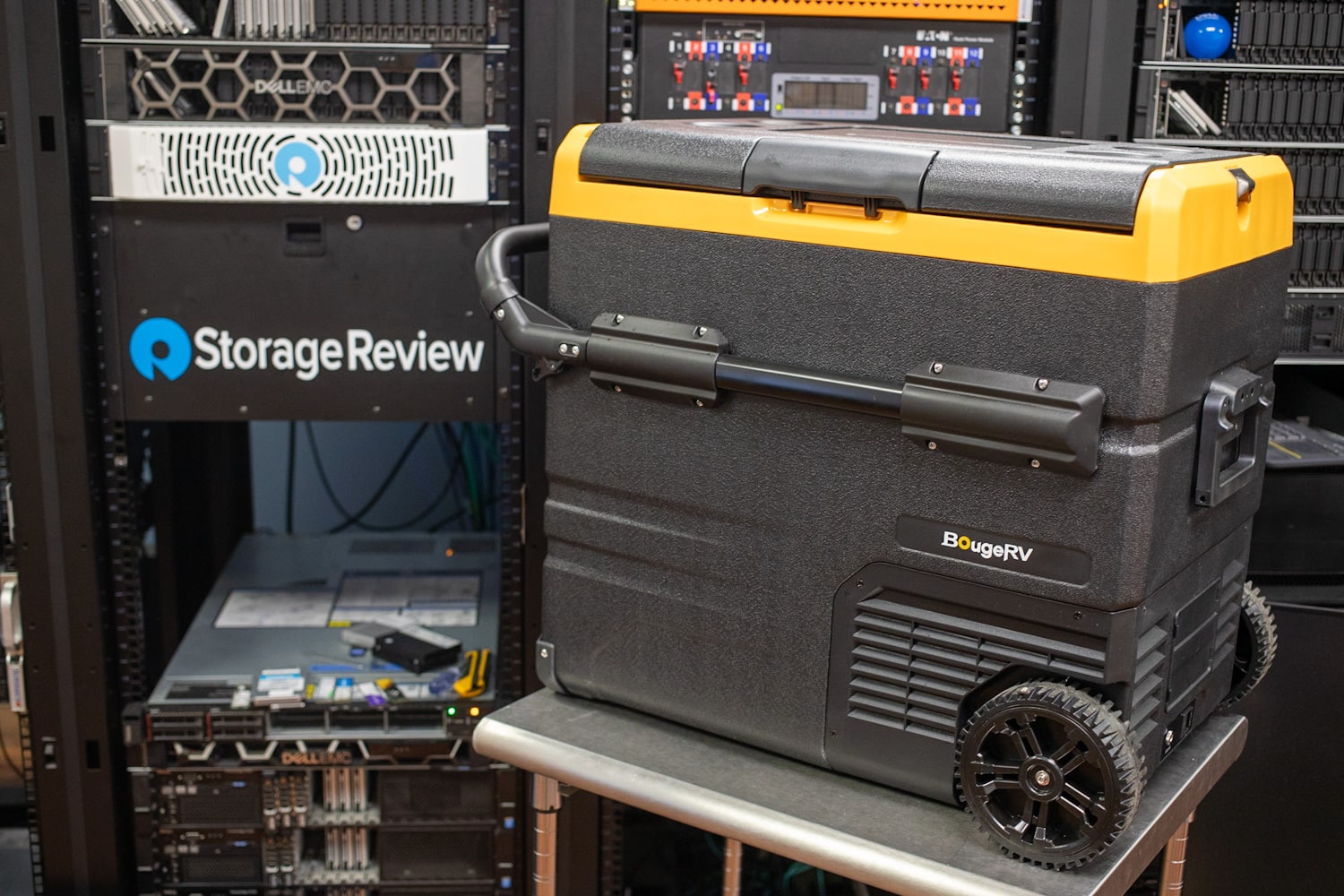 Bewertung des tragbaren BougeRV-Kühlschranks: Single Zone E50 und Dual Zone  CR55 –