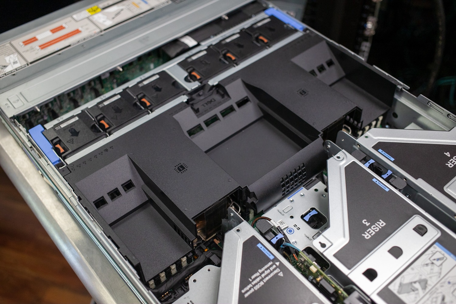 Dell PowerEdge R760 ファン ガイド