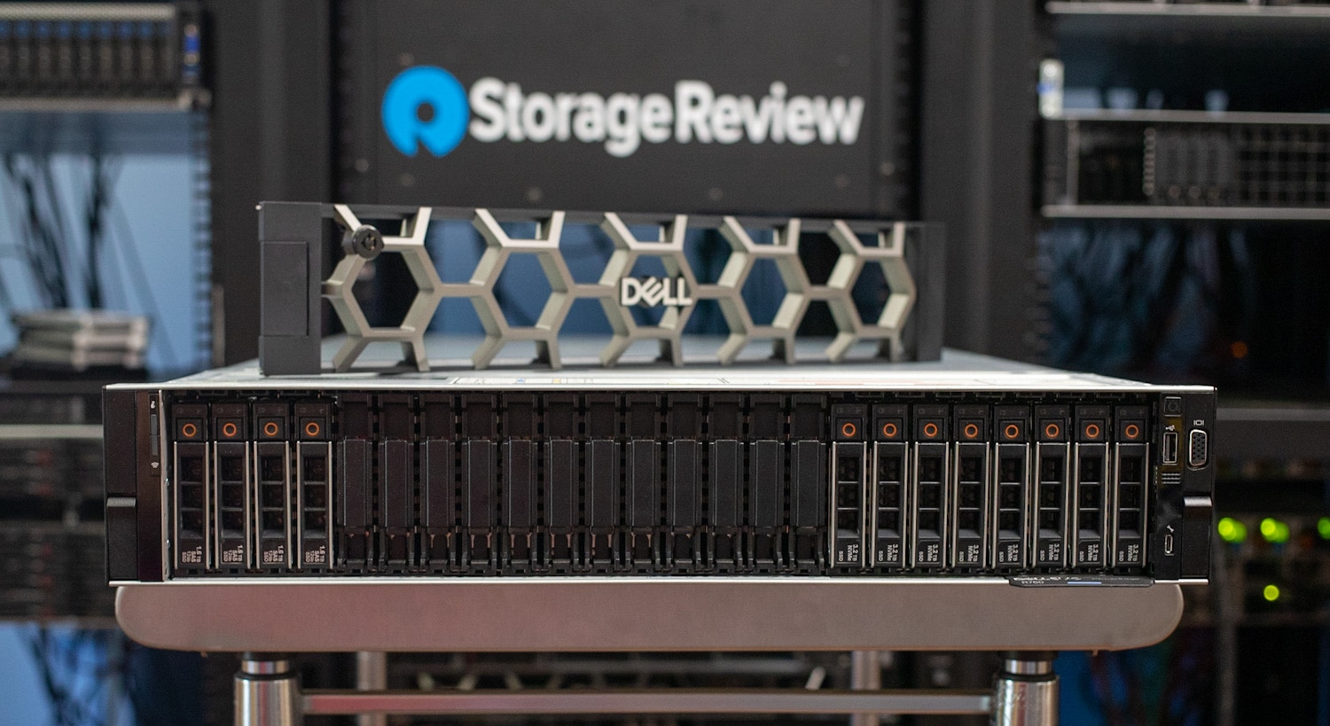 Dell PowerEdge R760 正面