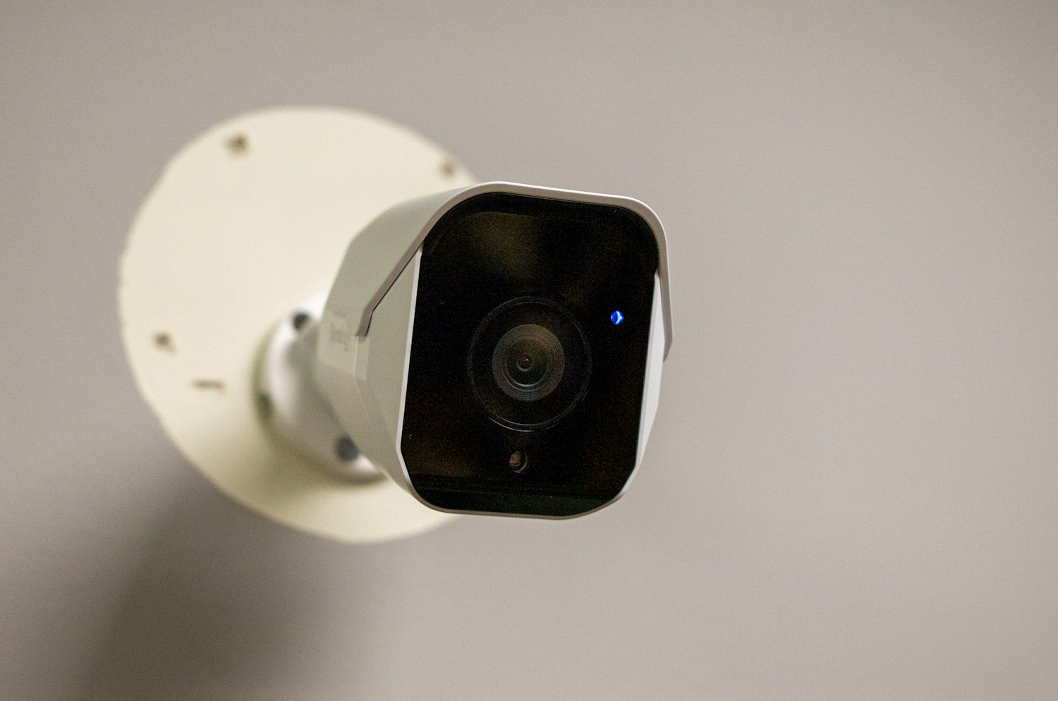 Synology BC500 surveillance camera wall mount
