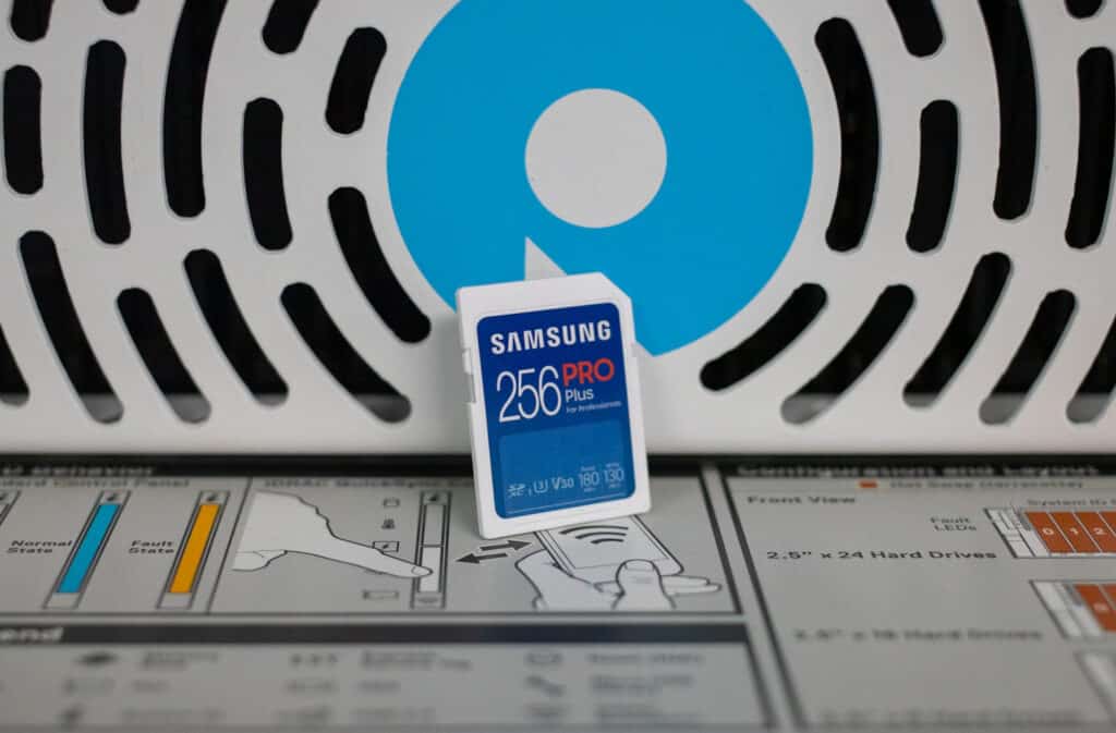 Samsung PRO Plus SD Card Front