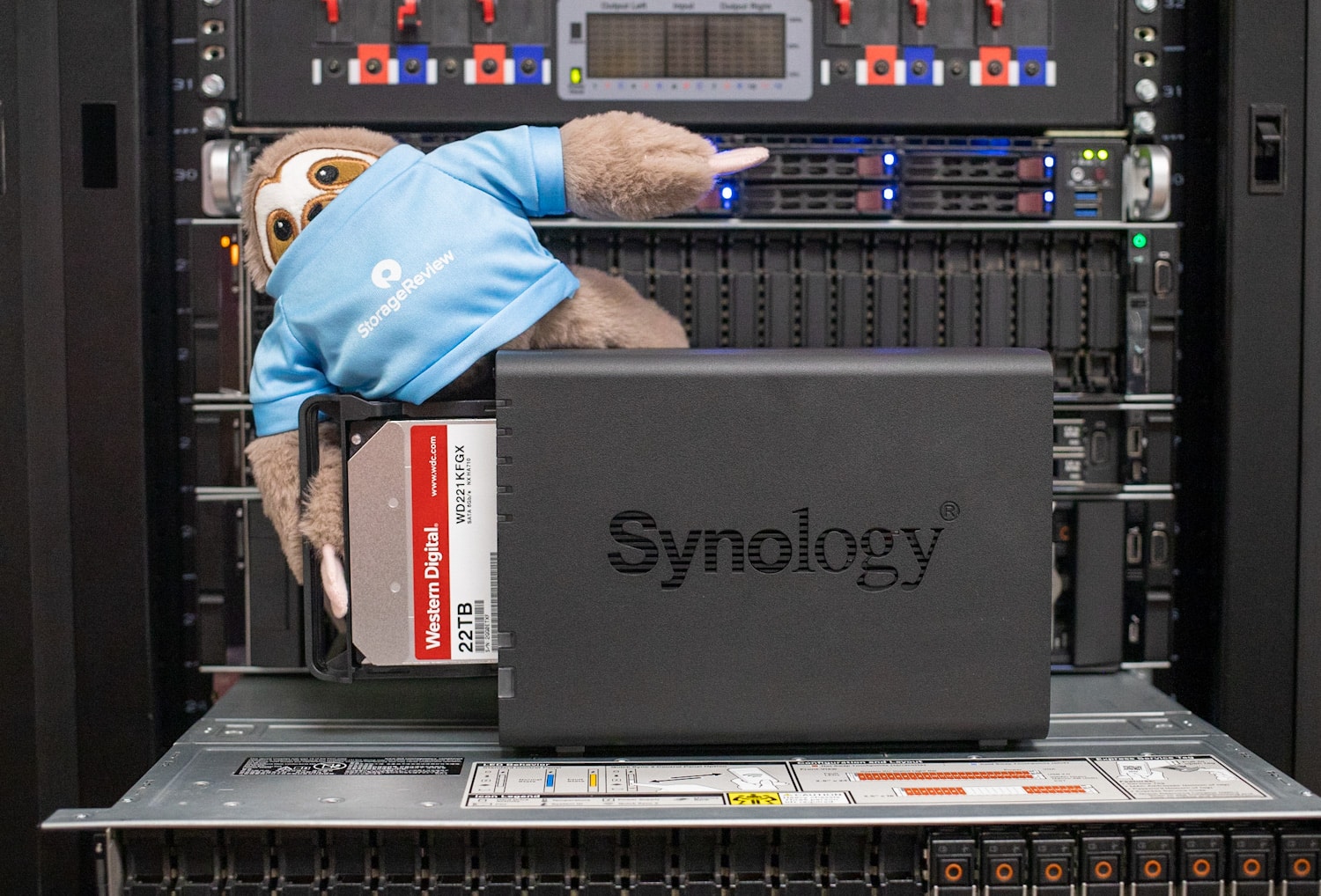 Test Synology DS224+ : un excellent compromis entre puissance et  accessibilité