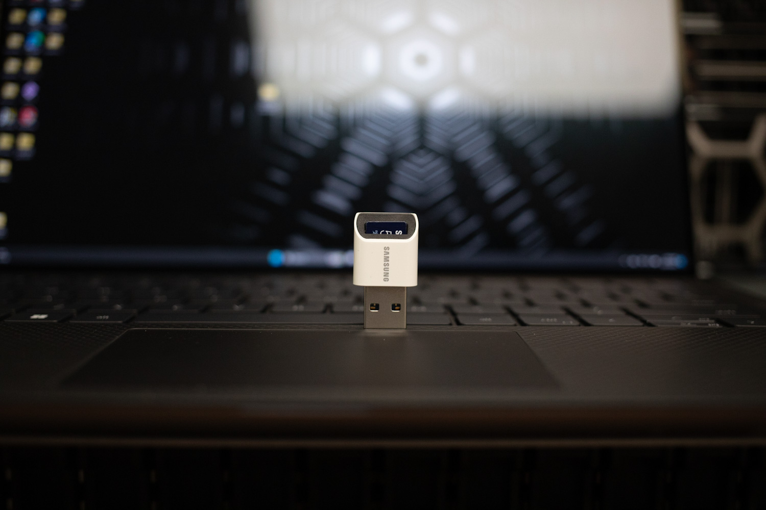 삼성 PRO Ultimate microSD USB 리더