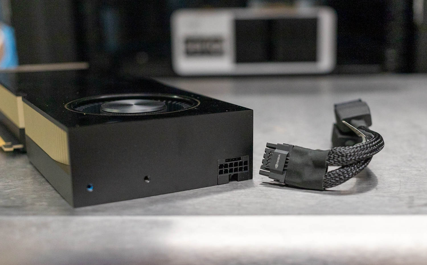 NVIDIA RTX 6000 Ada 與 RTX A6000 評測