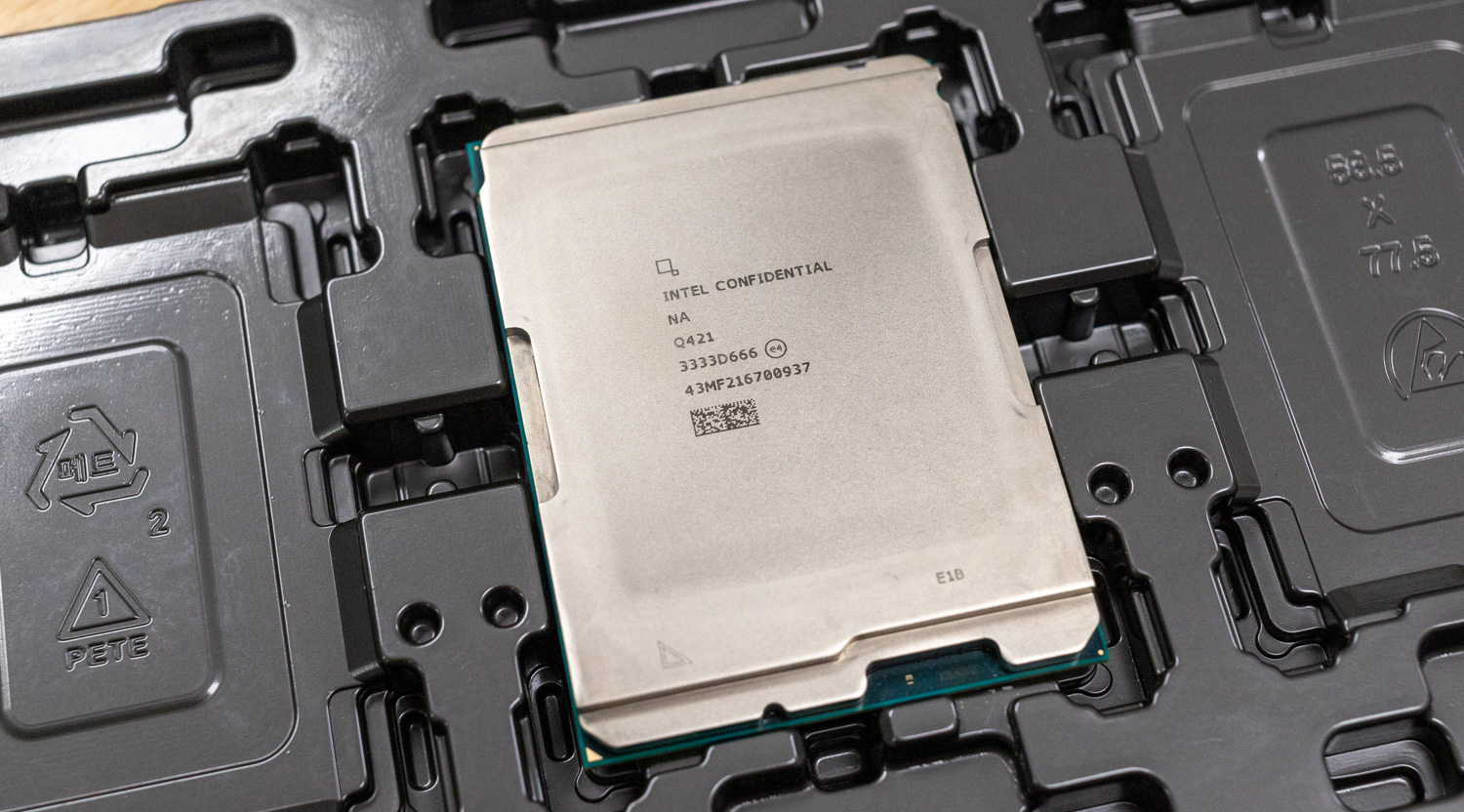 5th Gen Intel Xeon Scalable CPU