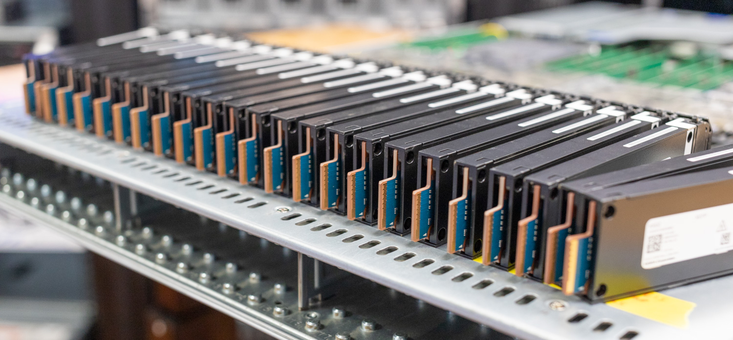 Apex Storage X16 AIC Lets You Add 16 NVMe Gen 4 SSDs In A Single-Slot Design
