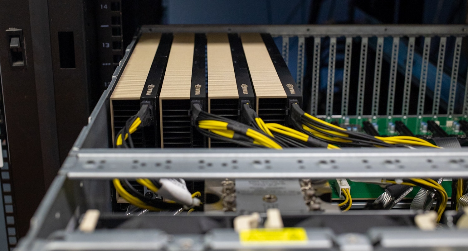 Supermicro 4U AMD EPYC GPU Servers Offer AI Flexibility (AS4125GSTNRT