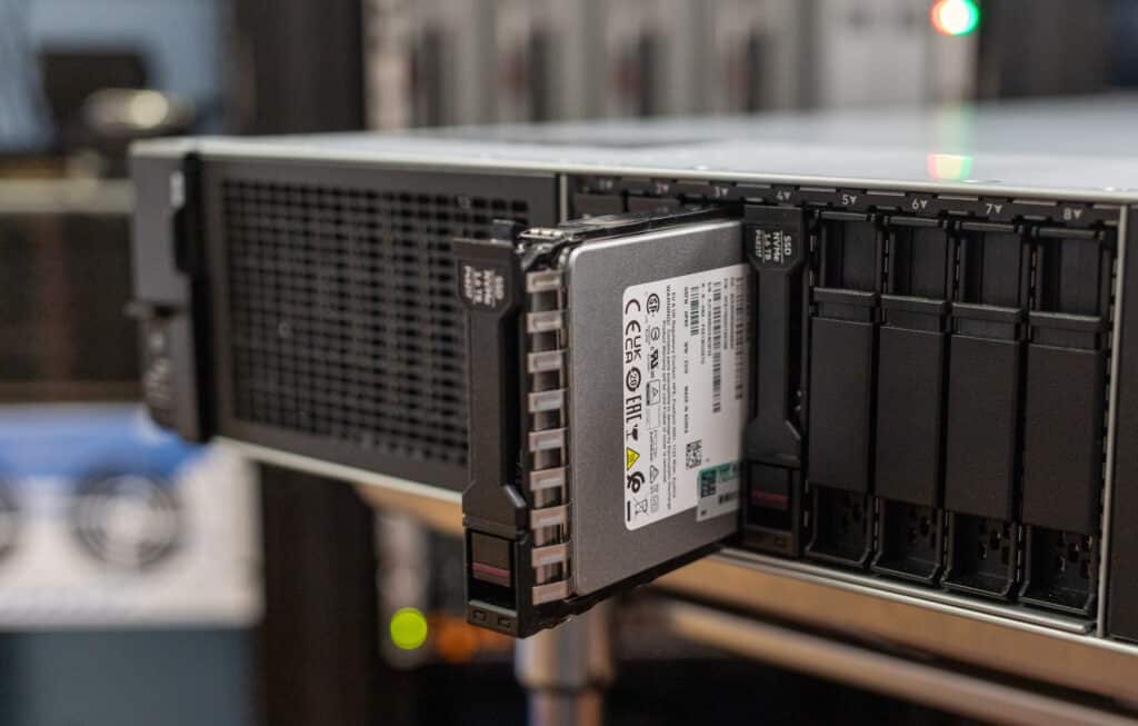 Armazenamento HPE ProLiant DL560 Gen11