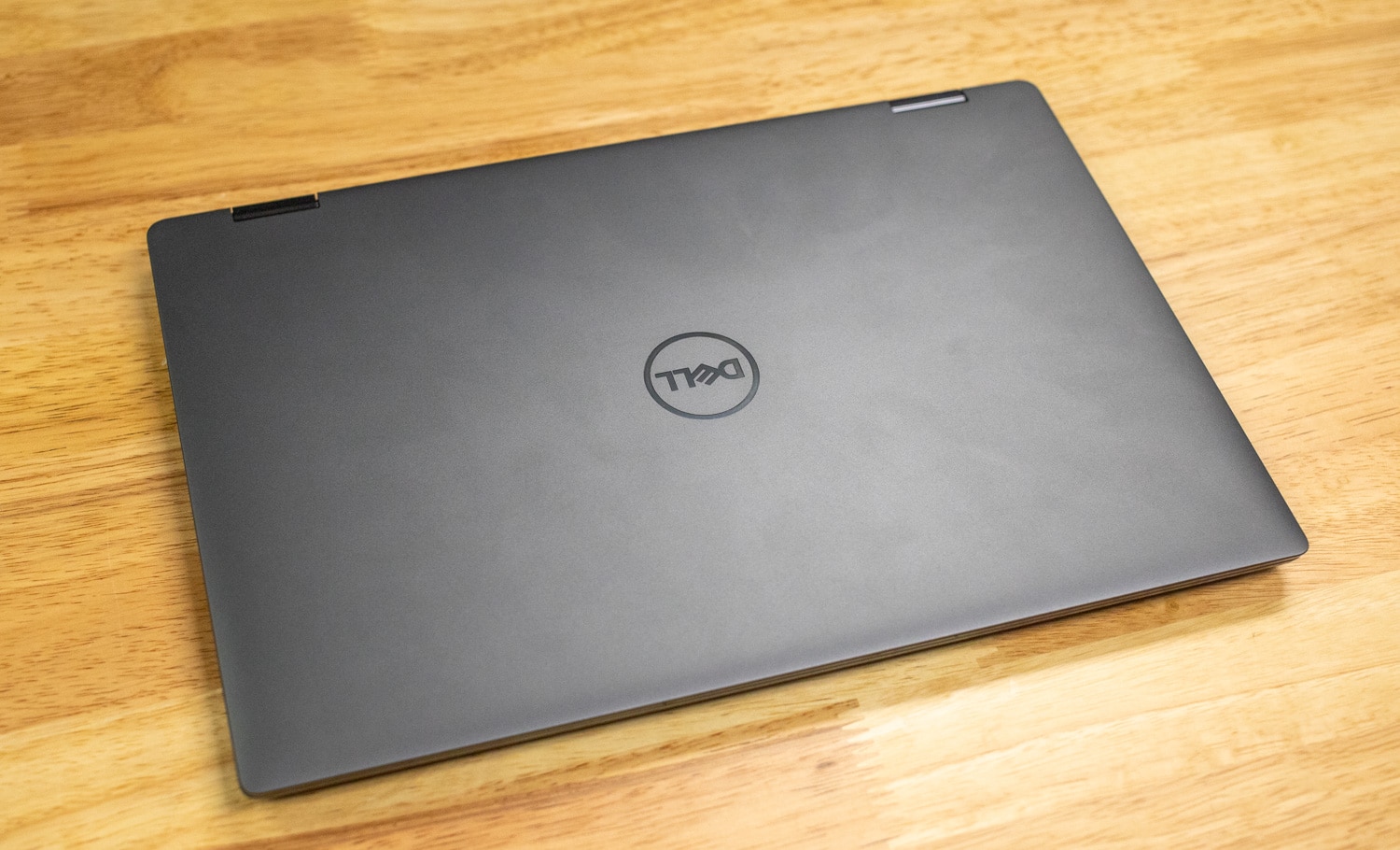 Dell Latitude 9450 2-in-1 蓋