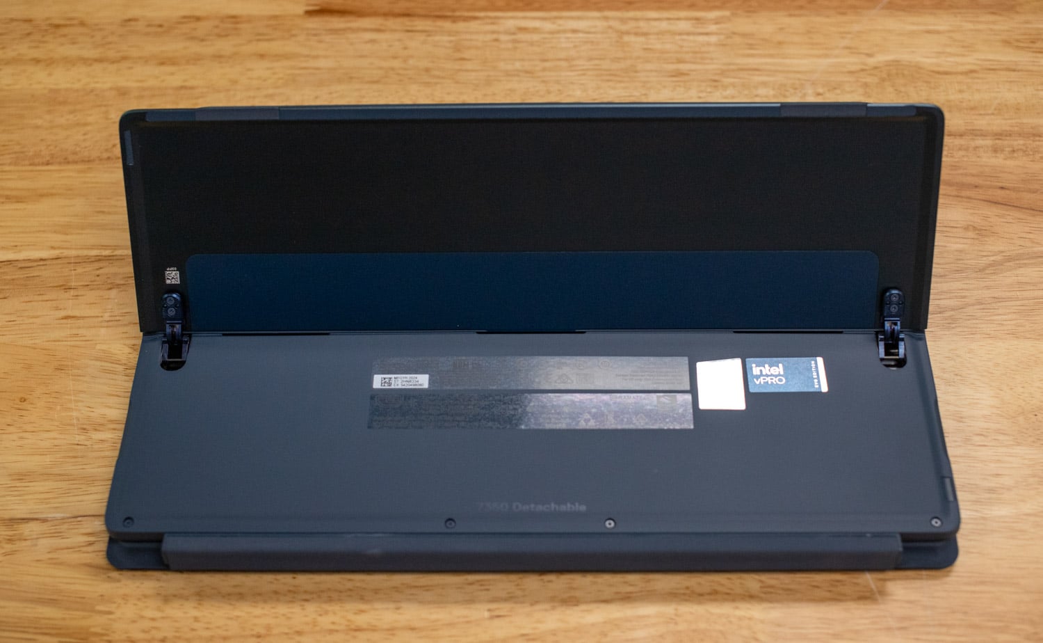 Dell Latitude 7350 Detachable stand