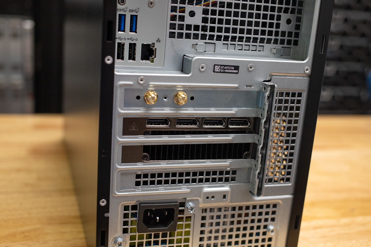 Dell Precision 3680 Wireless Connectors