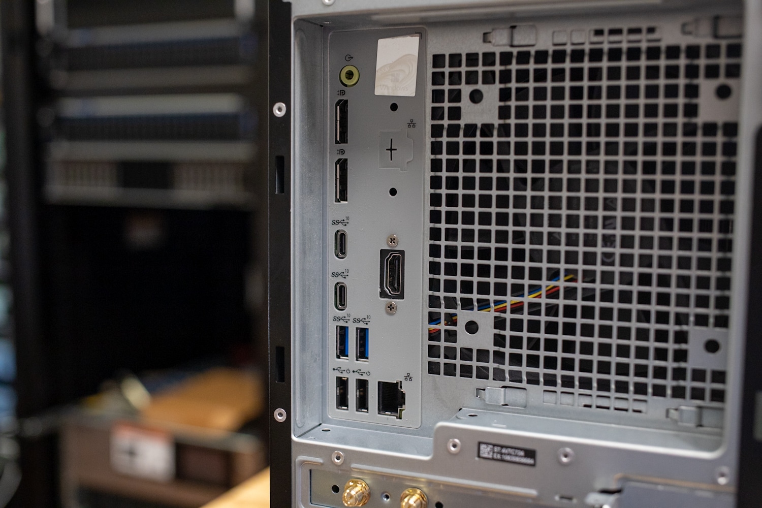 Dell Precision 3680 Rear Ports